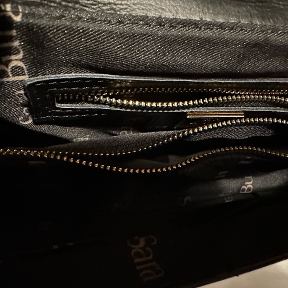 Sara burglar Black leather Gioia Turnlock chevron quilted
Handbag - Picture 4 of 4